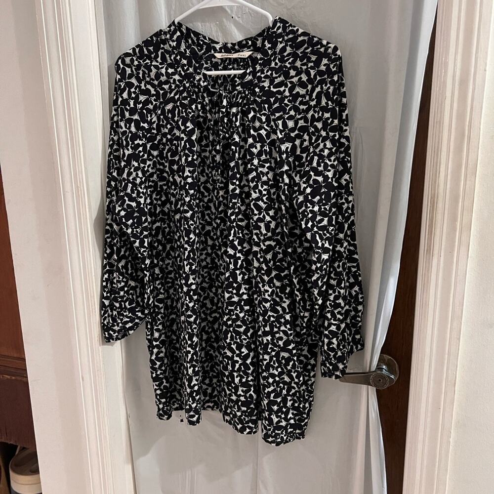 Old navy black white butterfly print peasant boho top size xxl